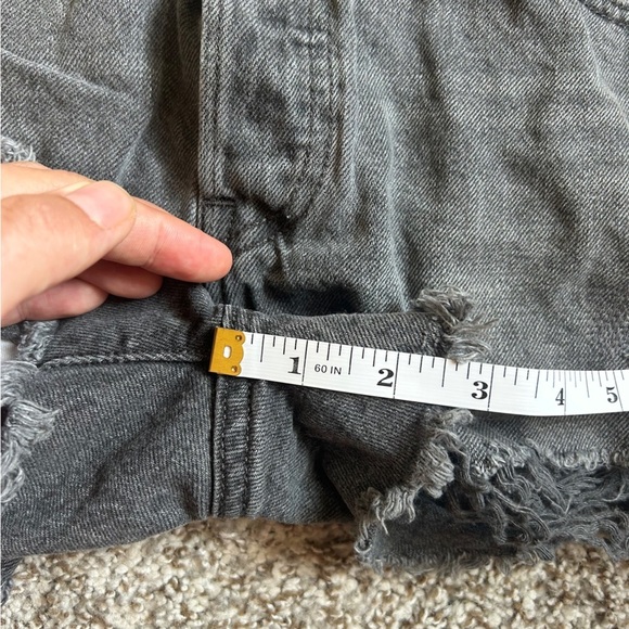 Levi’s 501® ORIGINAL FIT HIGH RISE SHORTS Denim Jean Casual Summer 26 - Picture 11 of 12